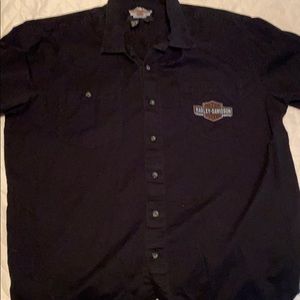 XL Harley-Davidson button down shirt.